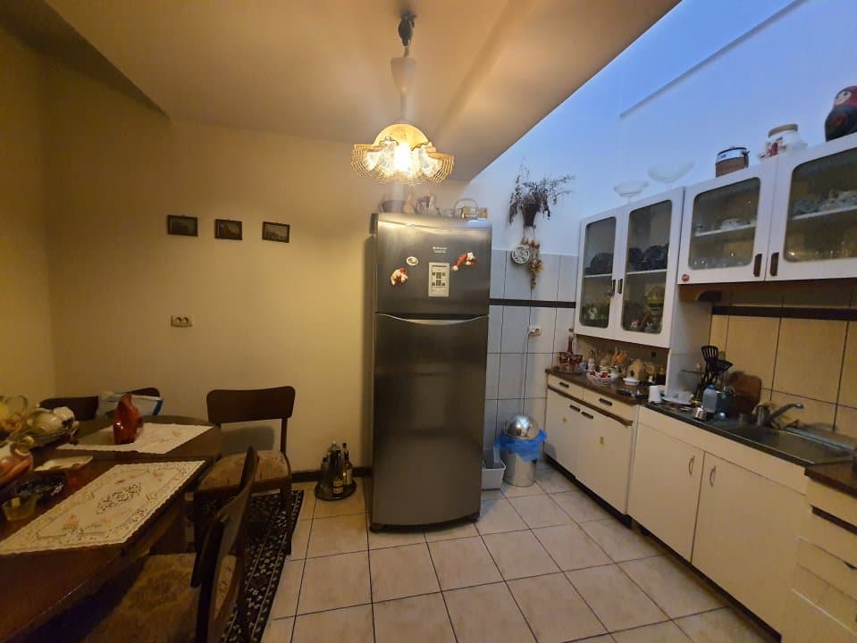 EXCLUSIV ULTRACENTRAL VILA 6 CAMERE-DEOSEBITA-POZITIE EXCELENTA - 11