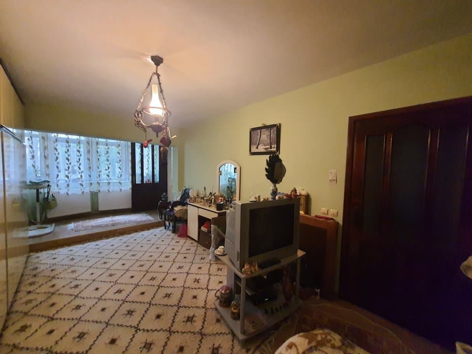 EXCLUSIV ULTRACENTRAL VILA 6 CAMERE-DEOSEBITA-POZITIE EXCELENTA - 7