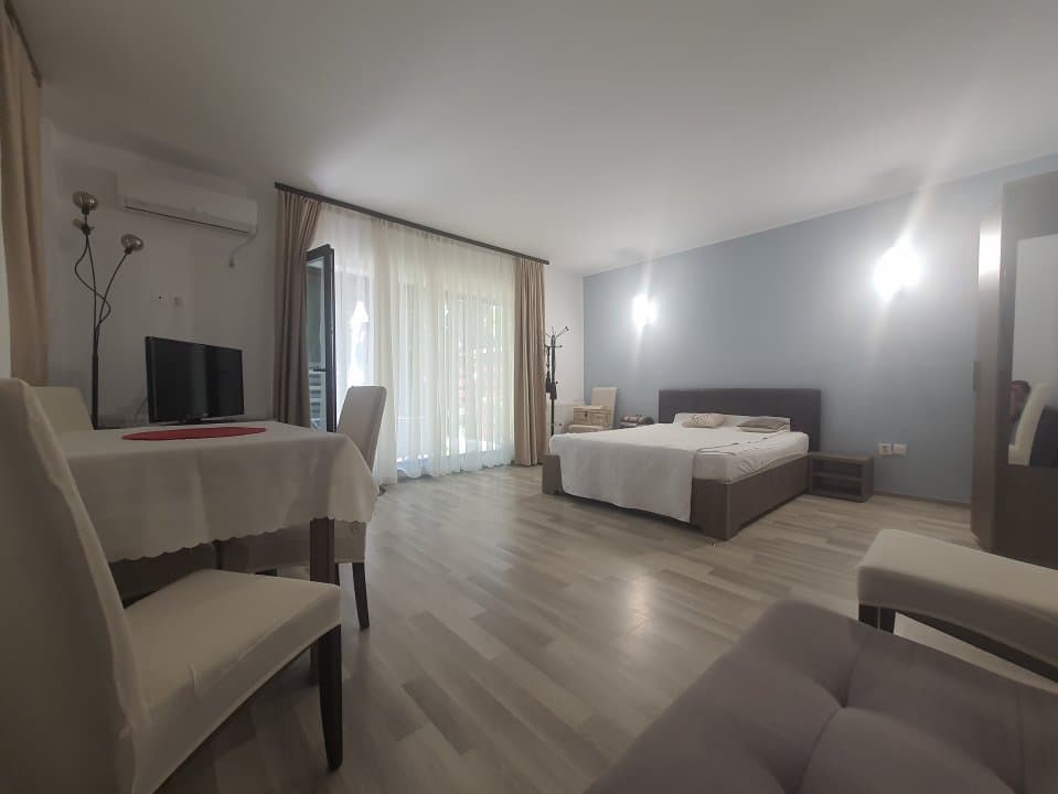 STUDIO CU GRADINA PROPRIE DE VANZARE IN MAMAIA NORD LA 3 MINUTE DE PLAJA - 6