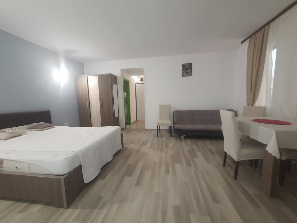 STUDIO CU GRADINA PROPRIE DE VANZARE IN MAMAIA NORD LA 3 MINUTE DE PLAJA - 7