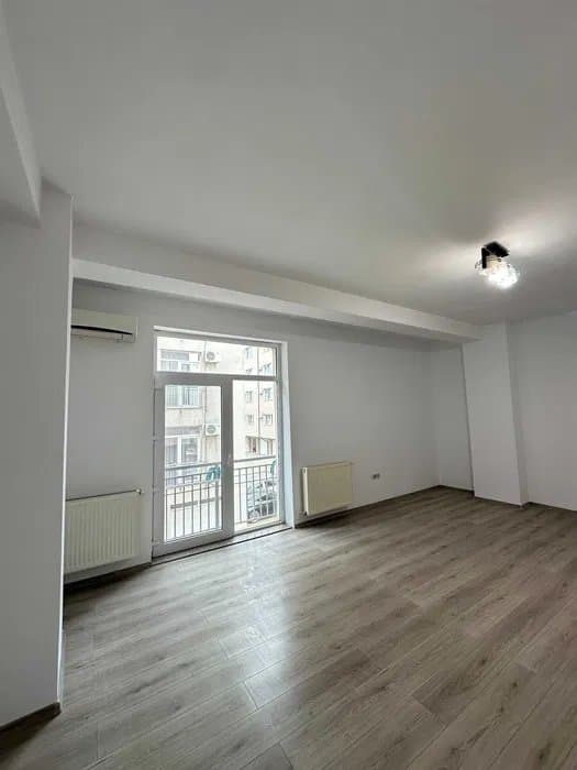 Apartament 2 Camere  -Zona Compozitori - Etaj 1 - Liber