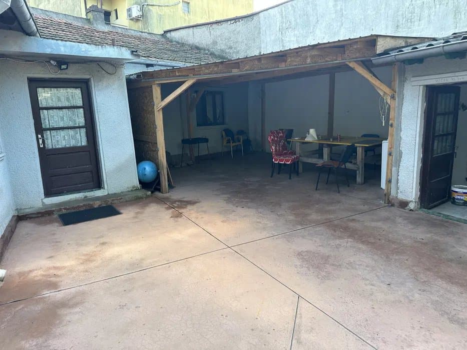 Casa Batraneasca - Zona Stadion - Teren 150 Mp - Toate Utilitatile - 2