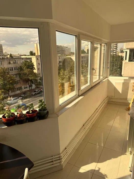 FAR-APARTAMENT CU 3 CAMERE DECOMANDAT MOBILAT CENTRALA GAZE - 6