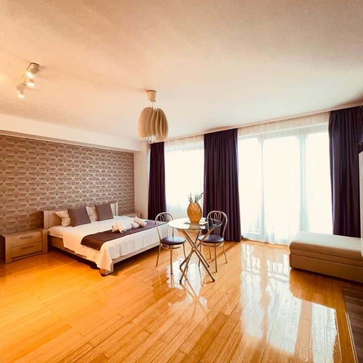 STATIUNEA MAMAIA-STUDIO MOBILAT SI UTILAT MODERN - 2