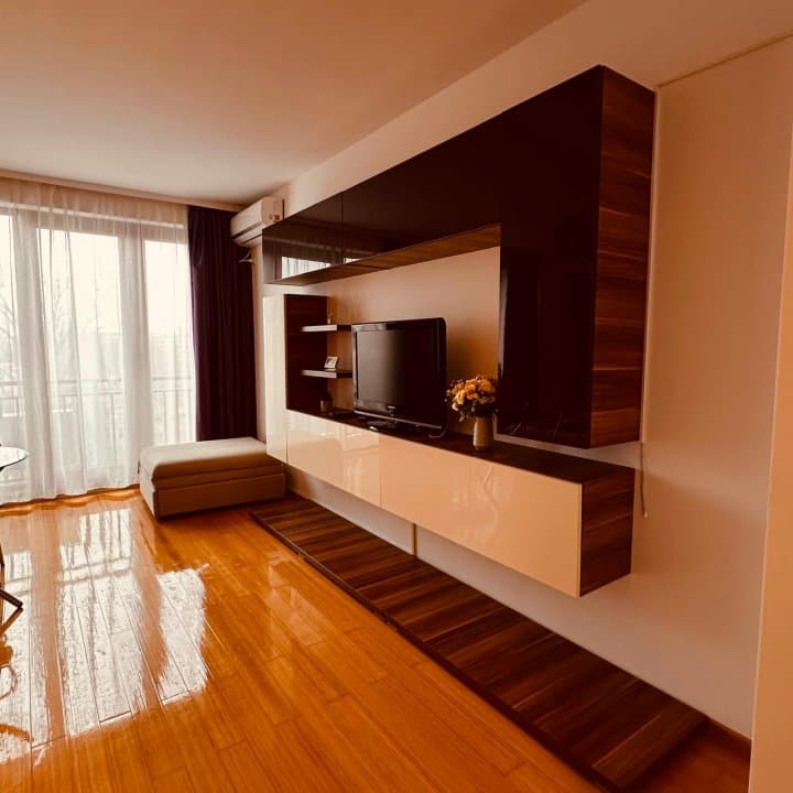 STATIUNEA MAMAIA-STUDIO MOBILAT SI UTILAT MODERN - 7