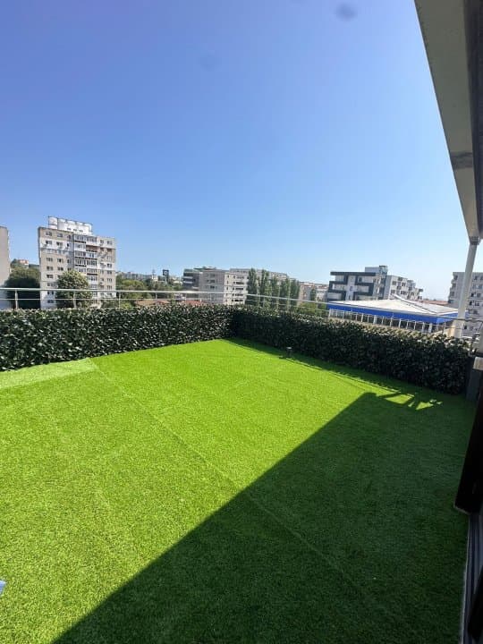 STUDIO MODERN CU TERASA GENEROASA 77 MP  113.000 EUR - 2