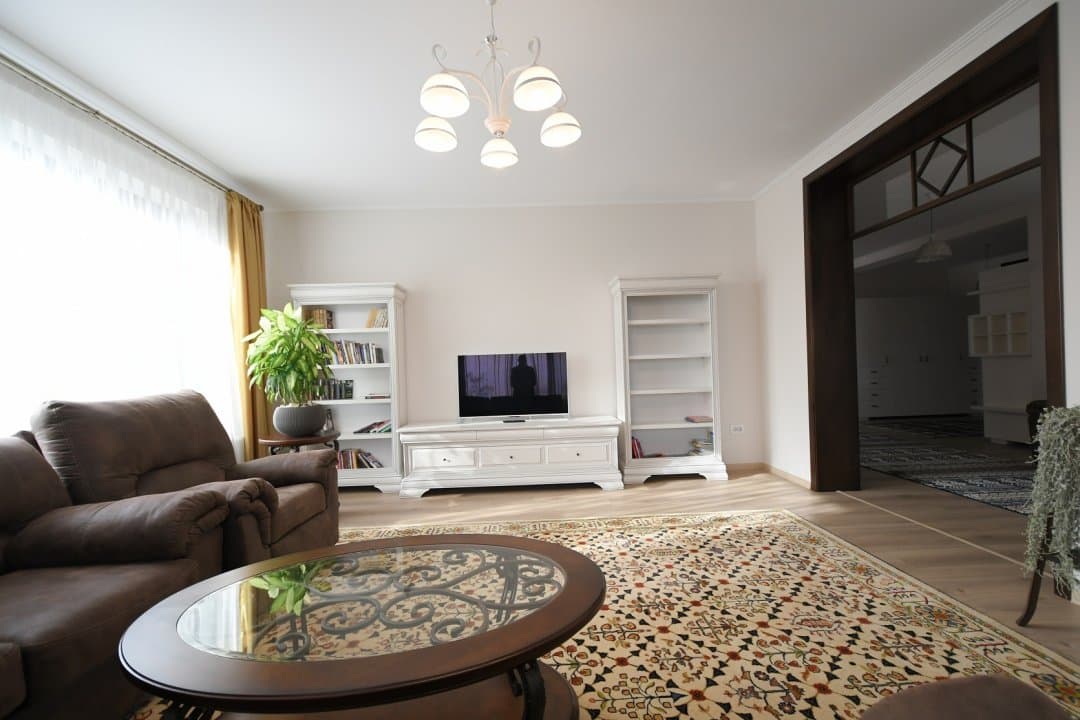 CHARMANTE, EXCLUSIV VILLA - Mihail Kogalniceanu - 2000mp - preț fix - Comision 0 - 5