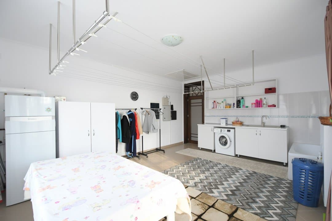 CHARMANTE, EXCLUSIV VILLA - Mihail Kogalniceanu - 2000mp - preț fix - Comision 0 - 45