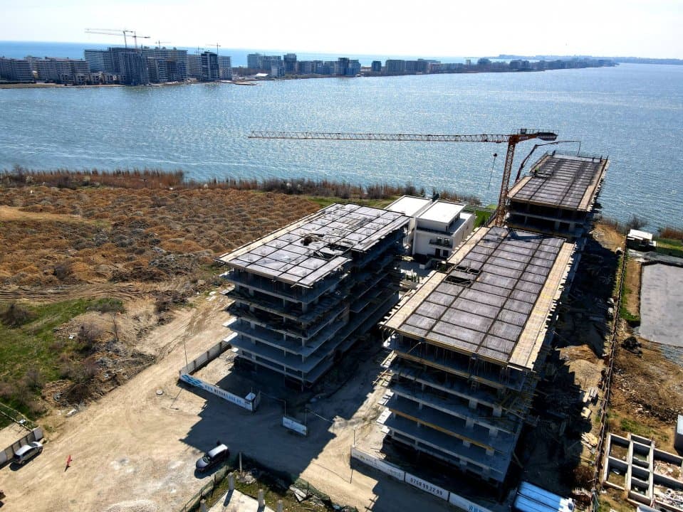 OFERTA PRET!Mamaia Nord- Apartament 2 Camere - Vedere Frontală La Lac - La Cheie - 40