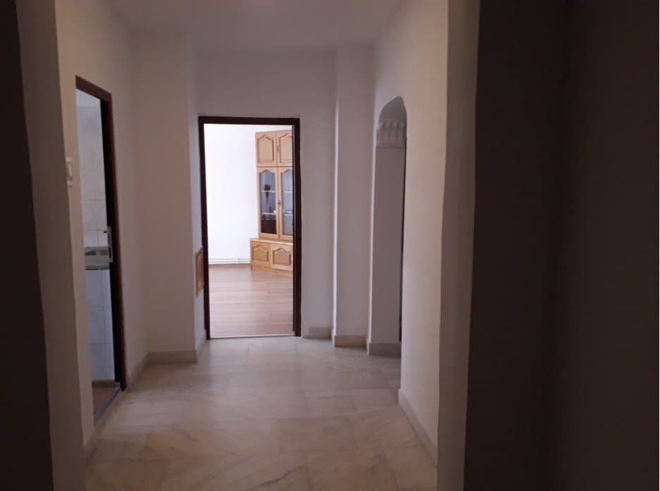 Apartament 3 Camere - Institutul De Marina - Centrala Pe Gaze - Liber