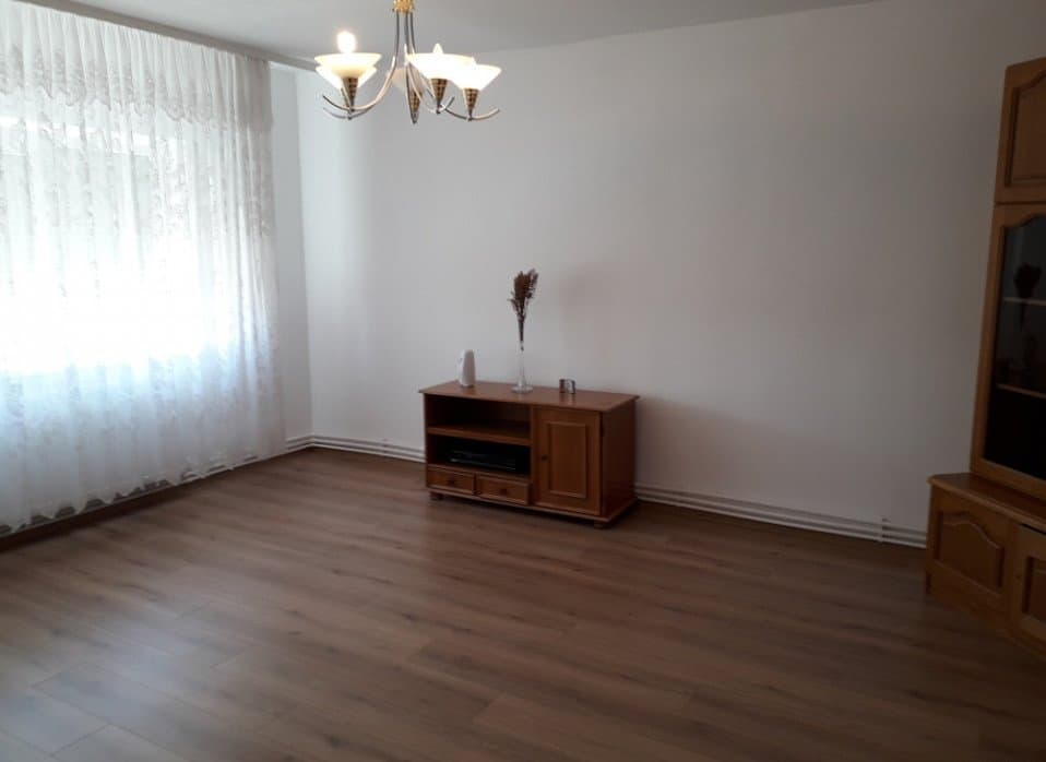 Apartament 3 Camere - Institutul De Marina - Centrala Pe Gaze - Liber - 2