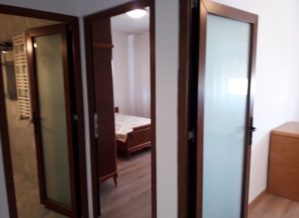 Apartament 3 Camere - Institutul De Marina - Centrala Pe Gaze - Liber - 4