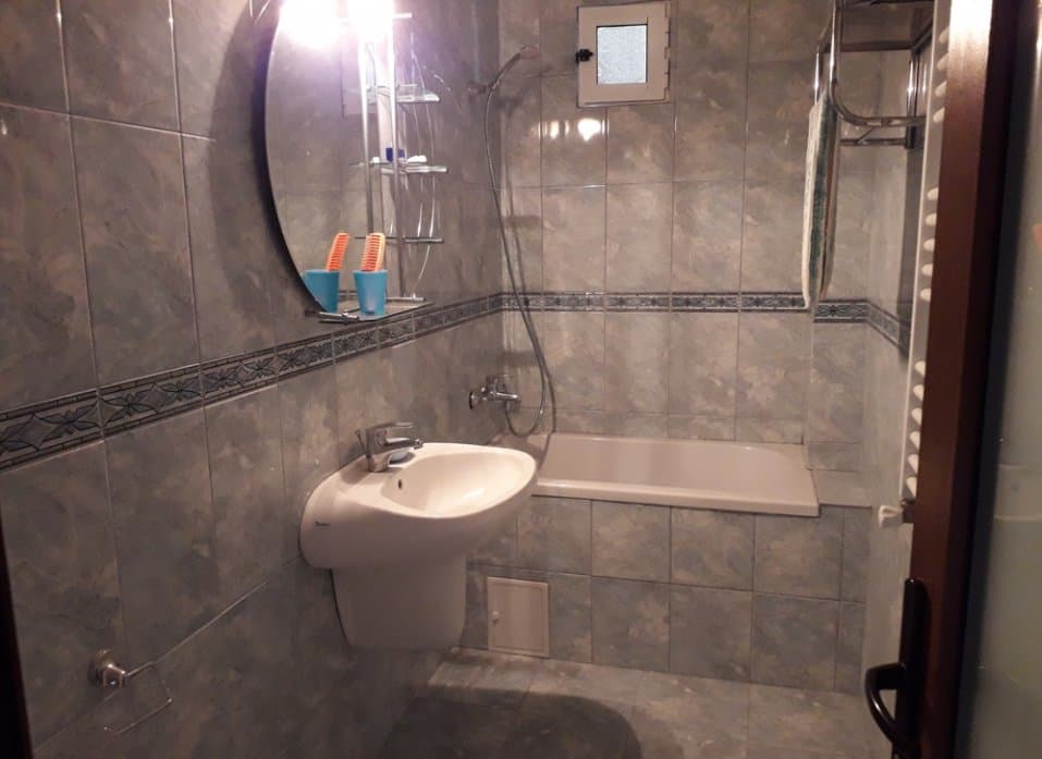 Apartament 3 Camere - Institutul De Marina - Centrala Pe Gaze - Liber - 5