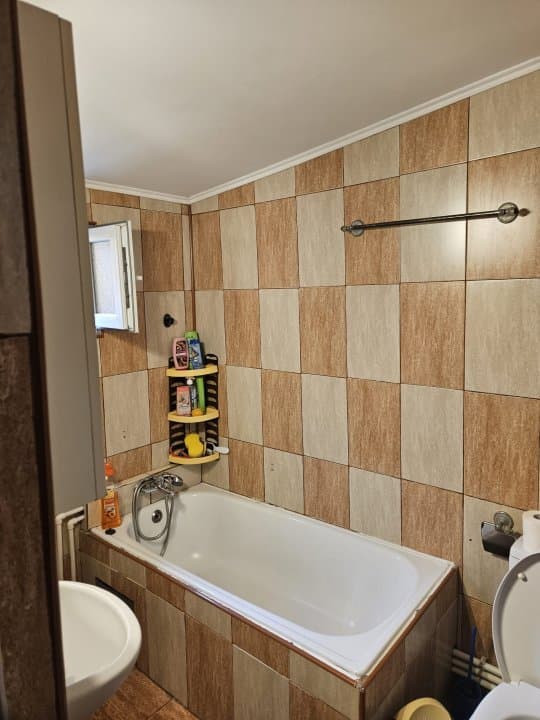 Casa 4 Camere - Teren 427 Mp - Viile Noi - Centrala Pe Gaze - 20