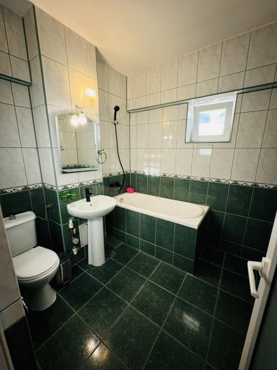 Apartament 3 Camere - Faleza Nord - Mobilat Complet - Termen Lung - 27