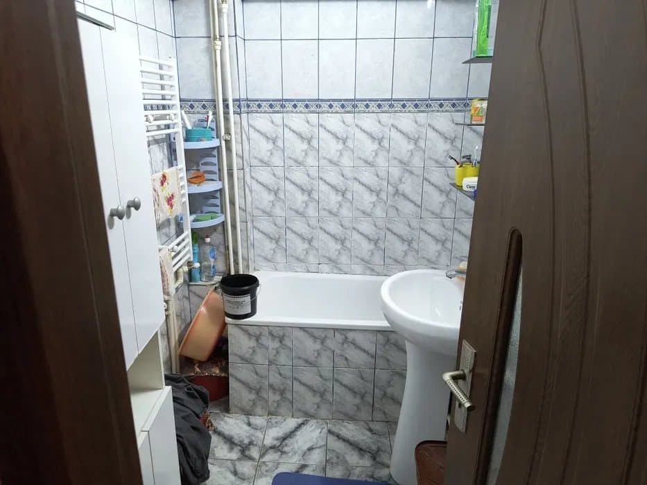 FAR-APARTAMENT CU 3 CAMERE DECOMANDAT CENTRALA GAZE - 8