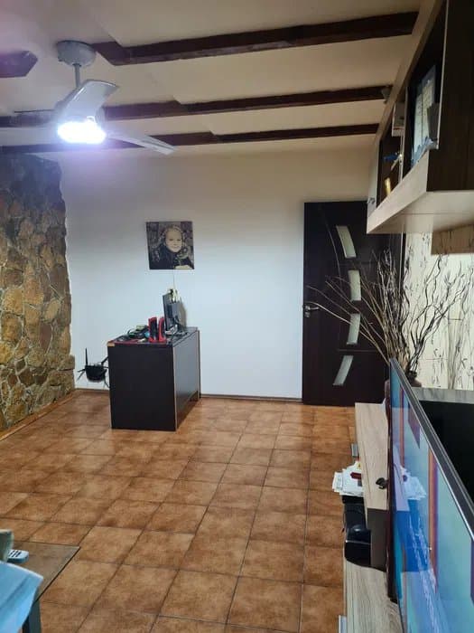 Apartament 3 Camere - Tomis Nord - Partial Mobilat - Centrala Pe Gaze - 2