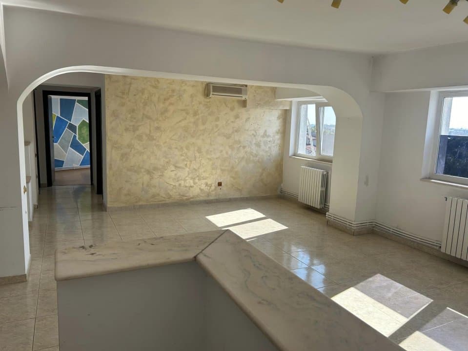 Apartament 3 Camere - Zona Far - Liber - Centrala Pe Gaze