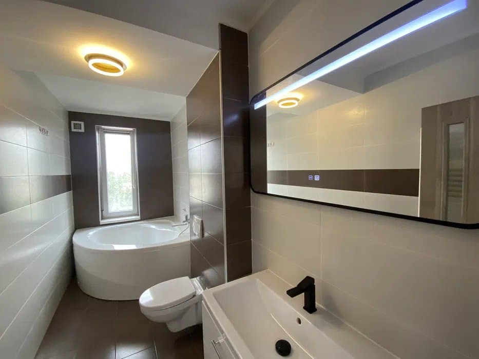 Apartament 2 Camere Transformat In 3 Camere - Tomis III - Bloc 2010 - 7