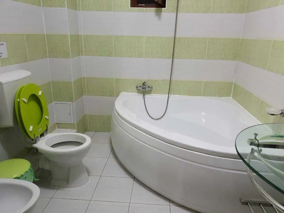 Vila P+1+M - Mamaia Sat - Teren Proprietate - Toate Utilitatile - 5