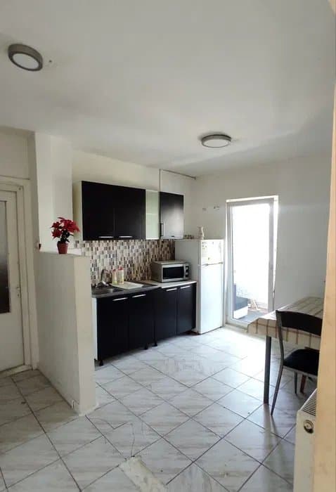 CET-ANDA APARTAMENT CU 3 CAMERE DECOMANDAT ETAJ 2 GAZE - 4