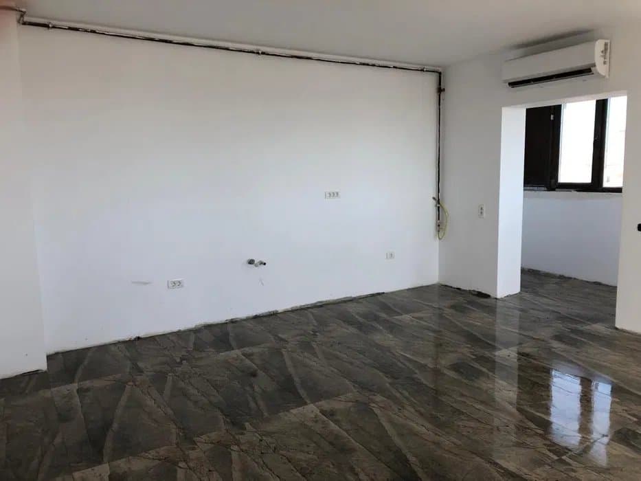 Apartament 2 Camere - 90 MP - Bloc Nou - Zona Compozitori