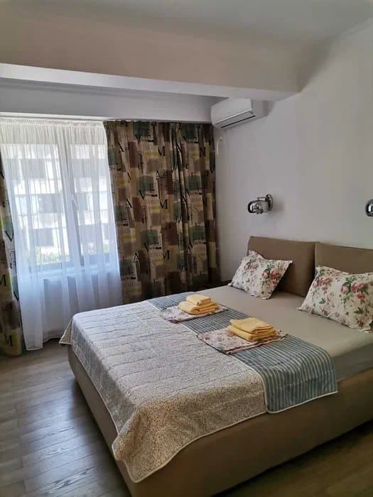 Apartament 3 Camere - Statiunea Mamaia - Vedere Frontala La Lac - 3