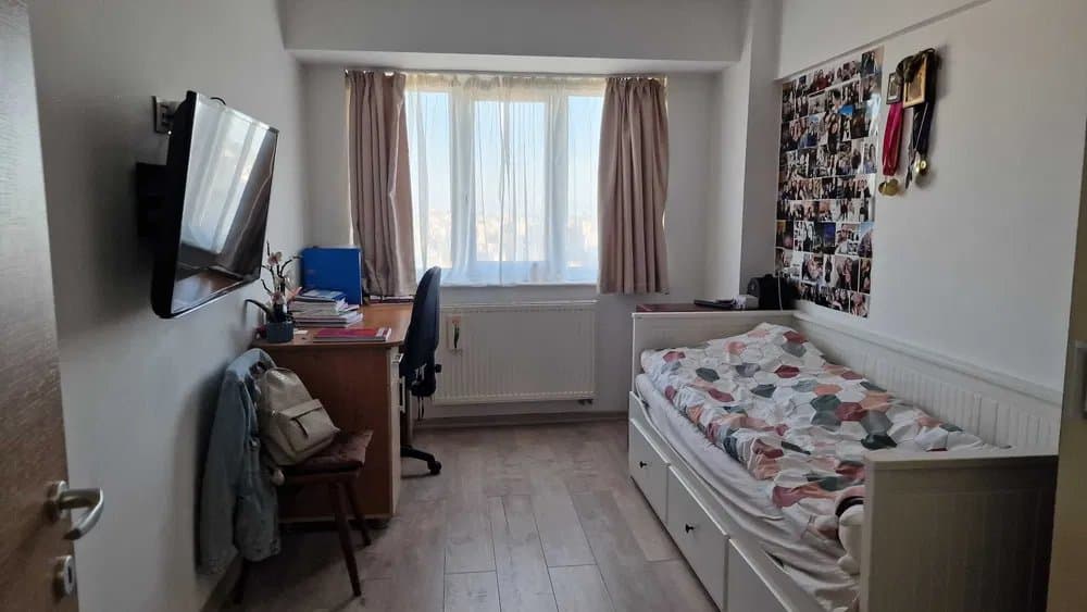 Apartament 4 Camere - Casa De Cultura - Renovat - Mobilat - Centrala Pe Gaze - 4