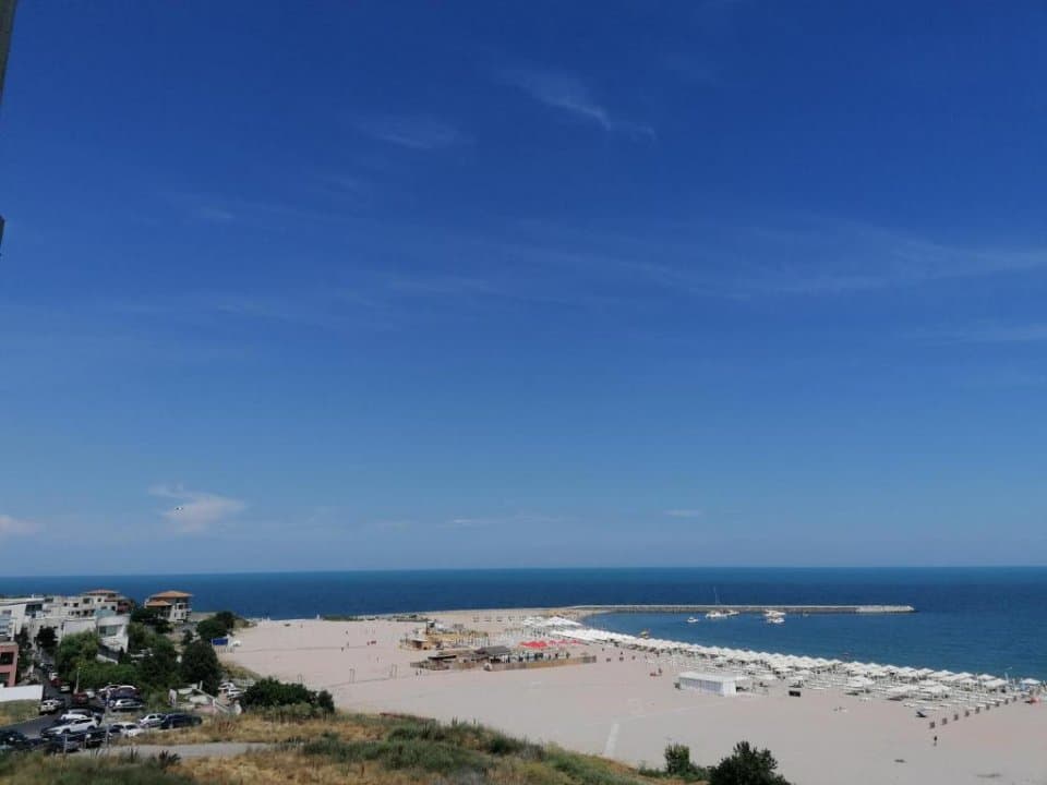 FALEZA NORD-ZOOM BEACH STUDIO CU VEDERE FRONTALA LA MARE