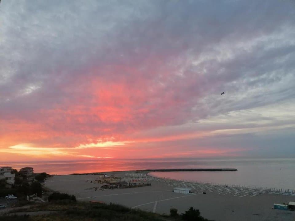 FALEZA NORD-ZOOM BEACH STUDIO CU VEDERE FRONTALA LA MARE - 5