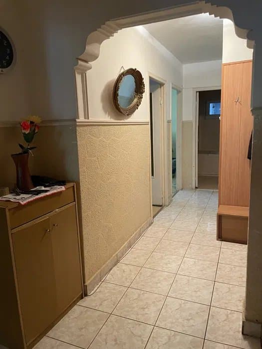 Apartament 3 Camere Decomandate - Zona Anda - Etaj 1 - Centrala Pe Gaze - 2
