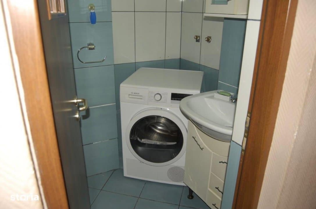 GARA - APARTAMENT CU 3 CAMERE ULTRASPATIOS CENTRALA GAZE - 13