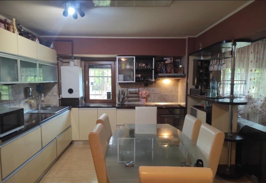 GARA - APARTAMENT CU 3 CAMERE ULTRASPATIOS CENTRALA GAZE - 7