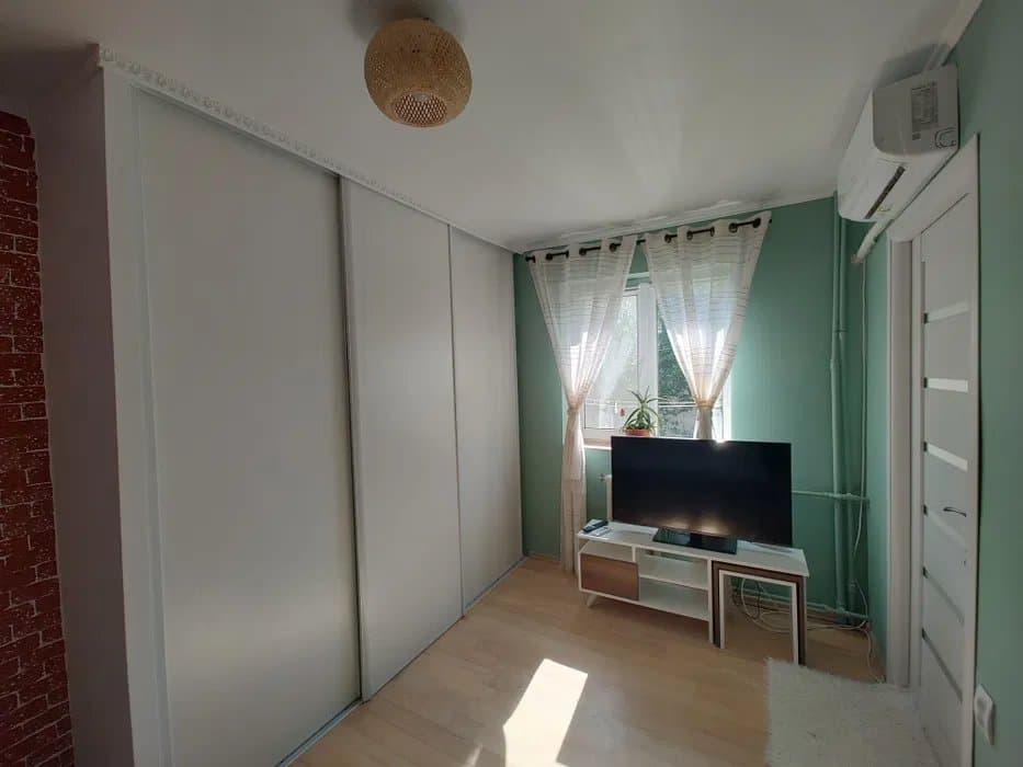 Apartament 2 Camere - Inel II - Scoala 8 - Renovat - Mobilat - 2