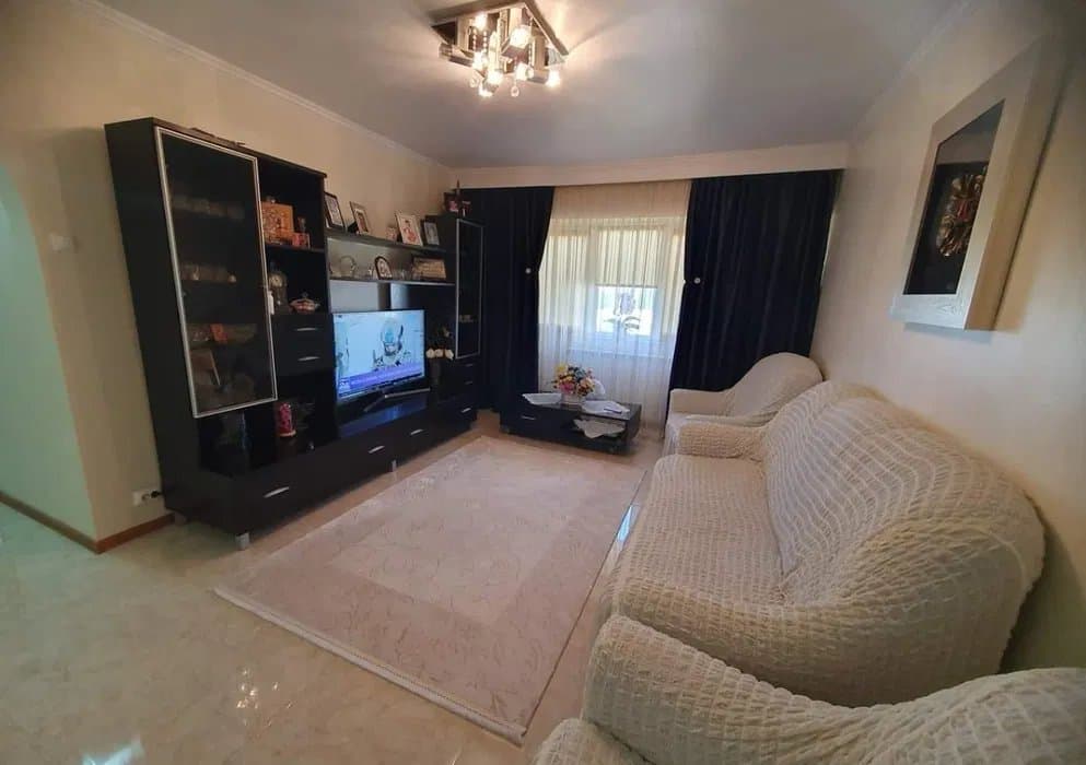 OCAZIE!!! TOMIS 3 APARTAMENT 3 CAMERE MOBILAT CENTRALA GAZE