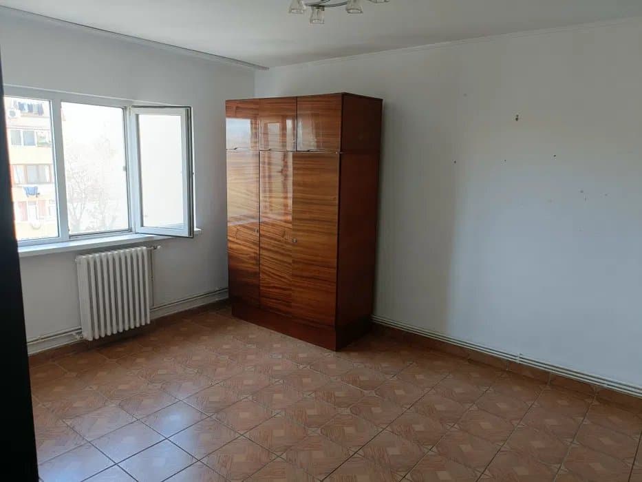 Apartament 3 Camere - Poarta 6 - Liceul Lucian Blaga - Centrala Pe Gaze - 3