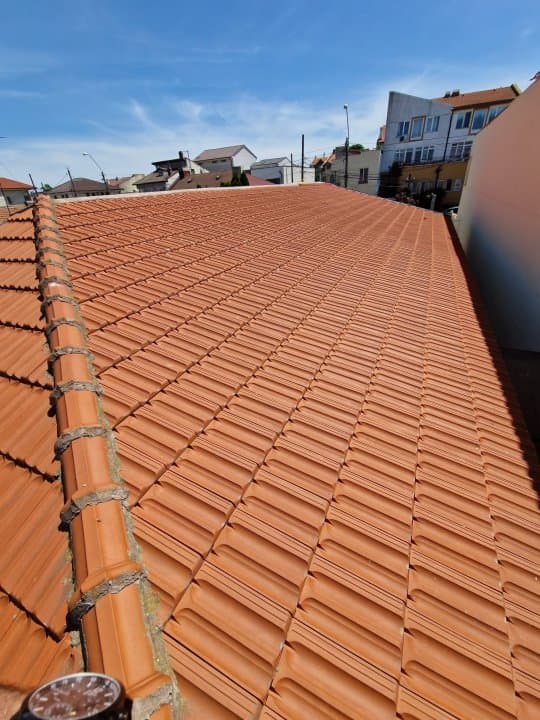 Casa 3 Camere - Zona Stadion - Teren 300 Mp - Acoperis Nou - 9