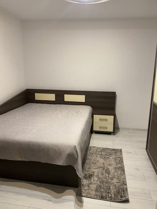 Apartament 3 Camere - Zona Far - Etaj 3 - Renovat - Mobilat Complet - 8