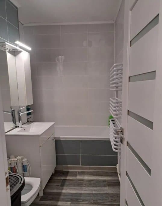 Apartament 2 Camere Decomandate - Zona Tomis III - Mobilat - Centrala Pe Gaze - 9