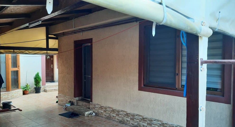 Poprietate Compusa Din 2 Case - Zona Coiciu - Teren 505 - 2 Centrale Pe Gaze - 6