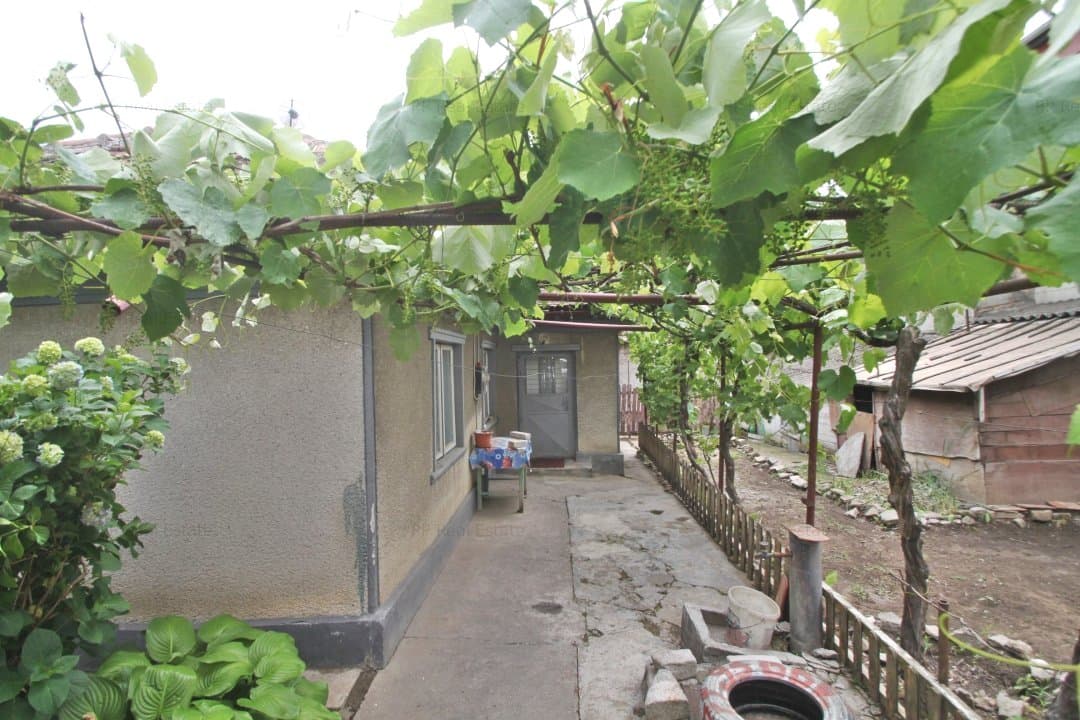 Teren 202MP - Zona Coiciu - Casa Demolabila/Renovabila - 3