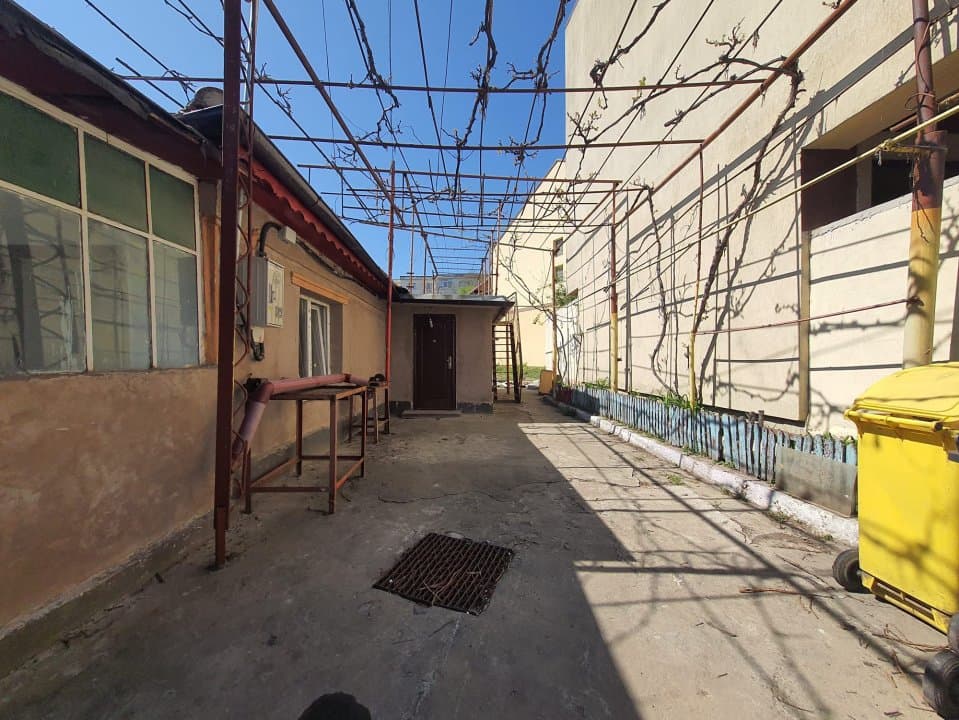 Casa 3 Camere - Teren 496 Mp - Zona Inel II - Renovata - Centrala Pe Gaze -Garaj