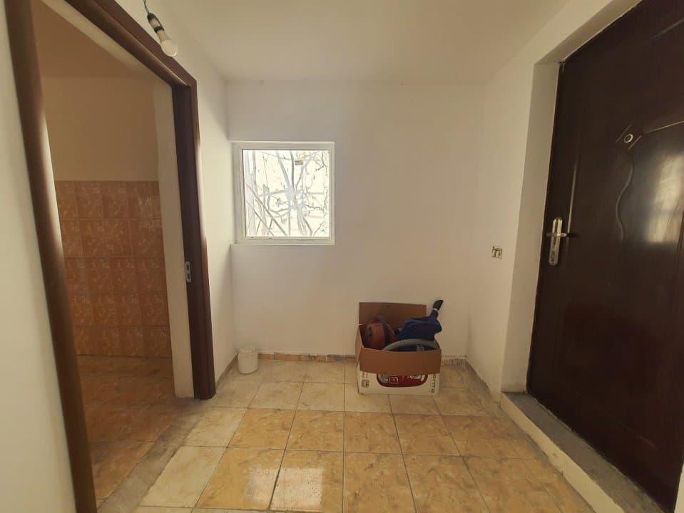 Casa 3 Camere - Teren 496 Mp - Zona Inel II - Renovata - Centrala Pe Gaze -Garaj - 6