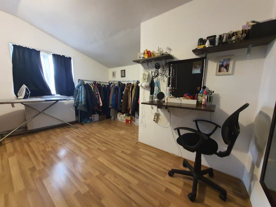 Casa P+M - Agigea - Teren 350 Mp - Centrala Pe Gaze Noua - Semineu Modern - 11