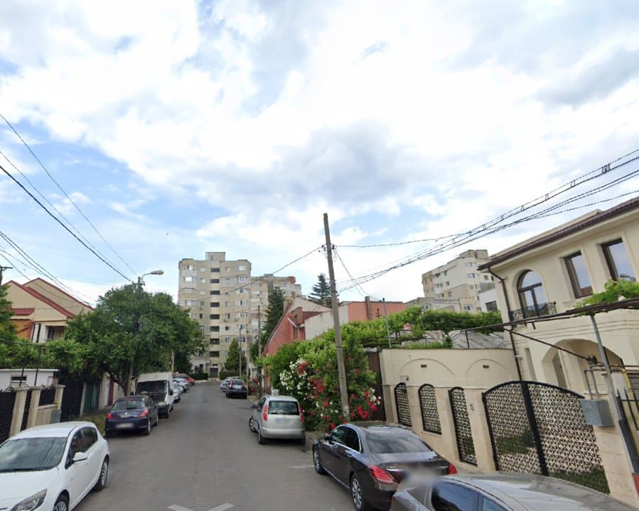 Casa S+P+1E+Pod Circulabil - Teren 370 Mp - Faleza Nord - 3