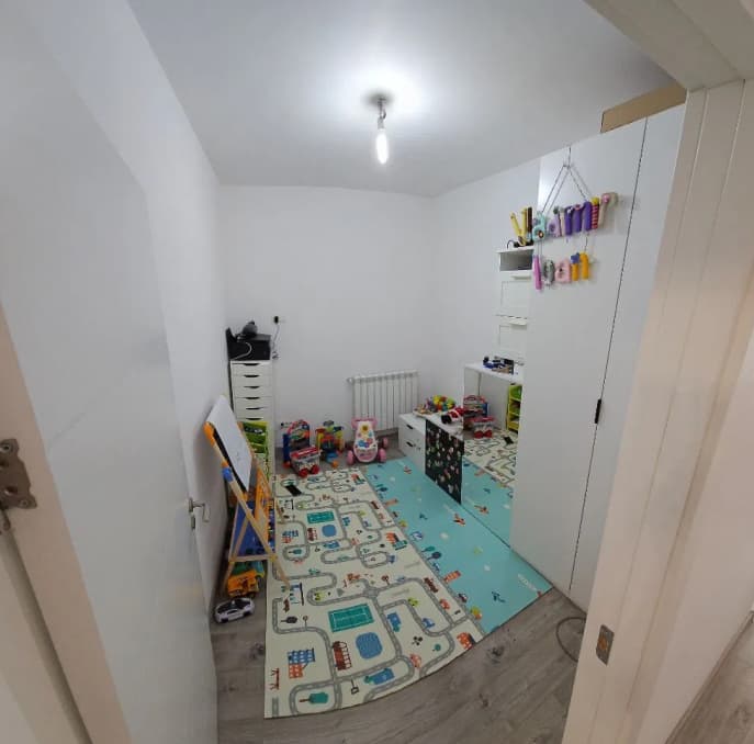 COMPOZITORI APARTAMENT CU 3 CAMERE MOBILAT SI UTILAT - 8