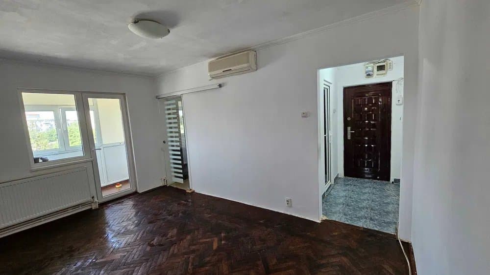 Apartament 3 camere – Zona Salvare / Intim, spatele restaurantului Sabrosso