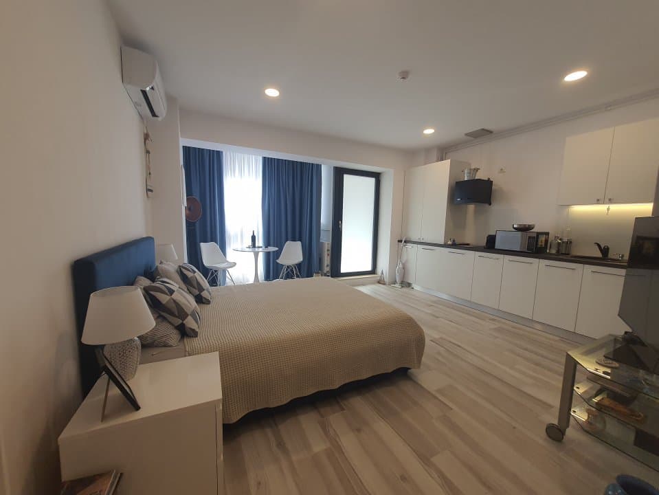 STUDIO MAMAIA-ZONA HOTEL OPERA-PARTEA CU MAREA-MOBILAT - 3