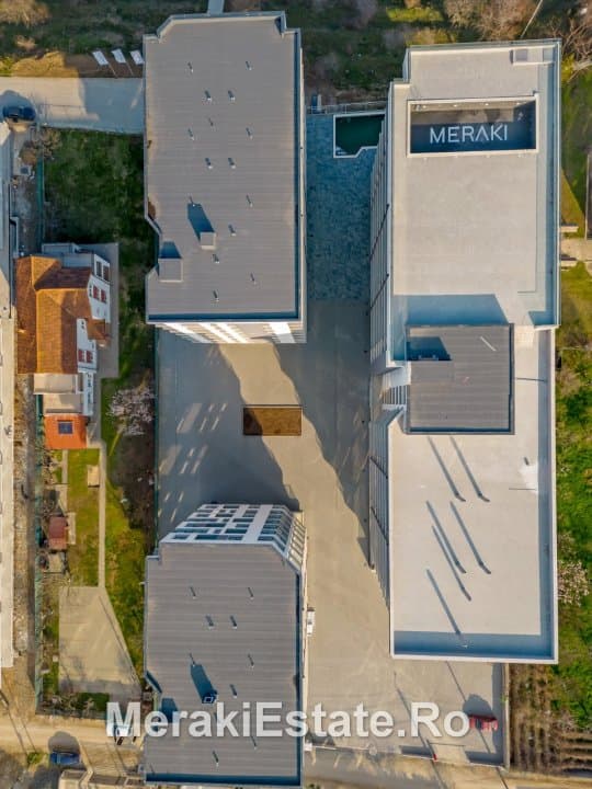 PRET PROMO! - 2 Camere In Resort Cu Piscina,SPA,Fitness - TVA INCLUS - 17