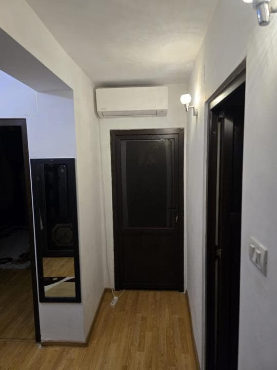 INEL II-SCOALA 8 APARTAMENT CU 3 CAMERE CENTRALA PE GAZE - 3